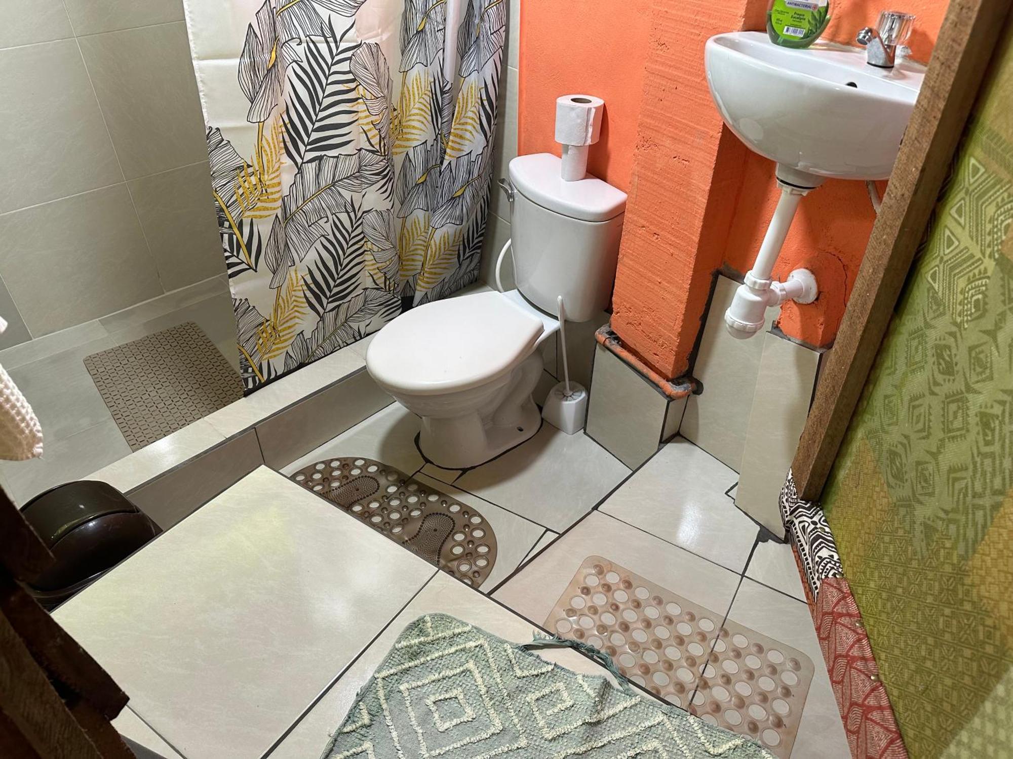 Otorongo Guest House Iquitos Exterior photo